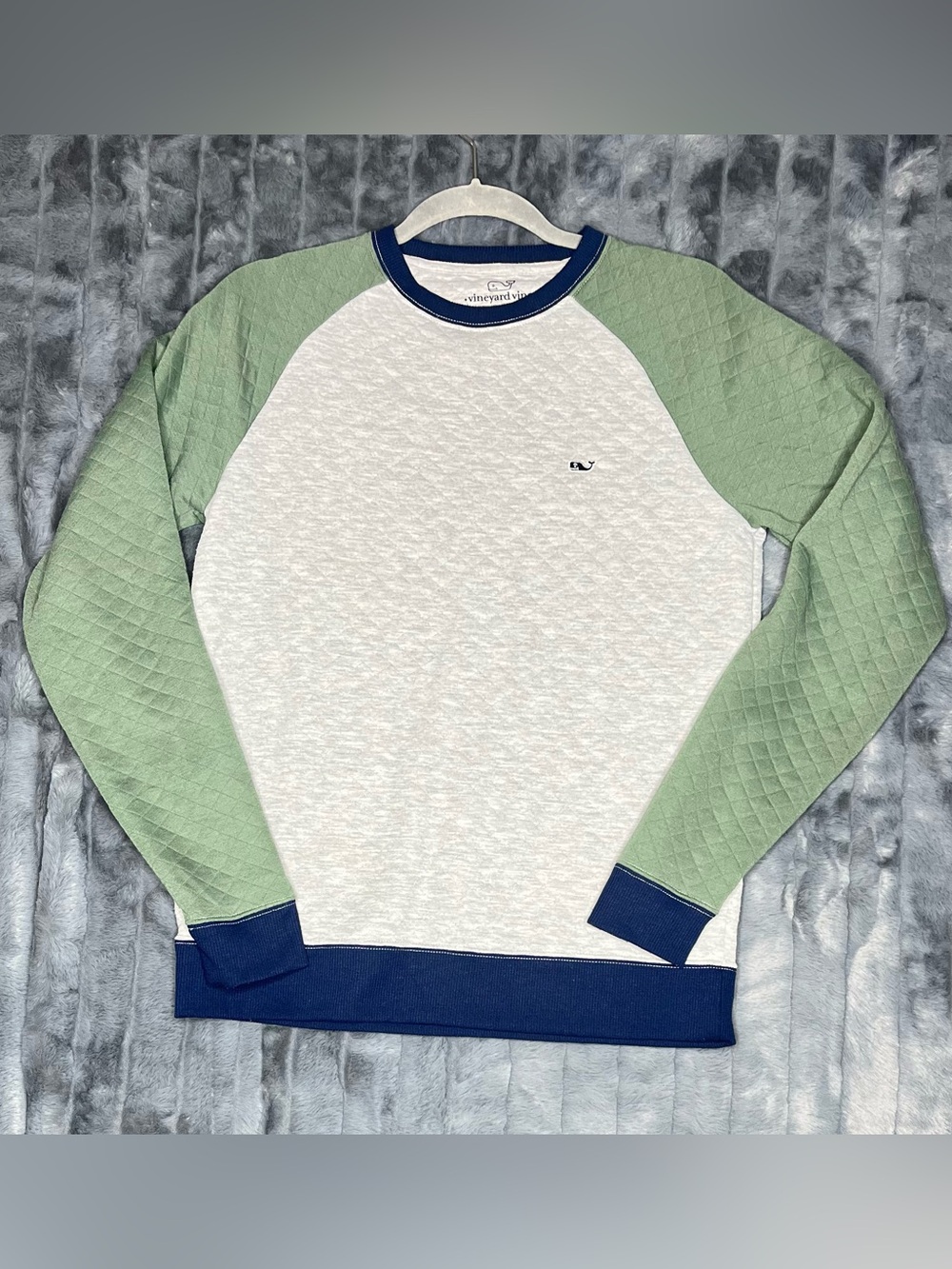 Vineyard Vines Quilted Raglan Pullover XS Gray Sage Green Navy Whale Logo Preppy